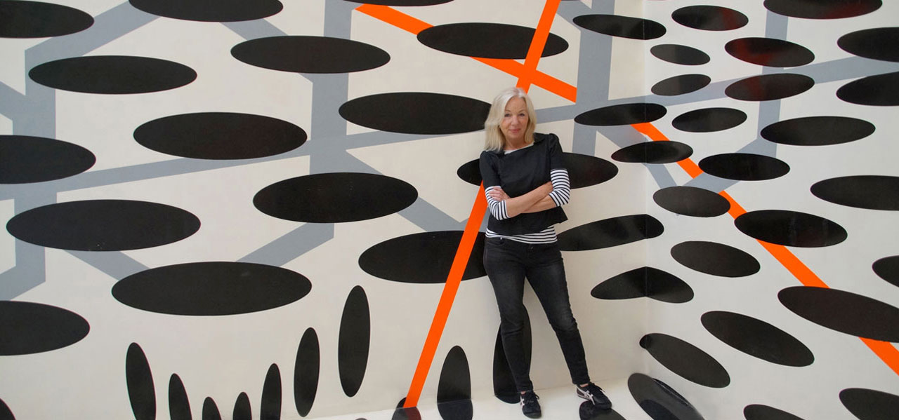 Das Cafe ist vom Künstler Tobias Rehberger gestaltet